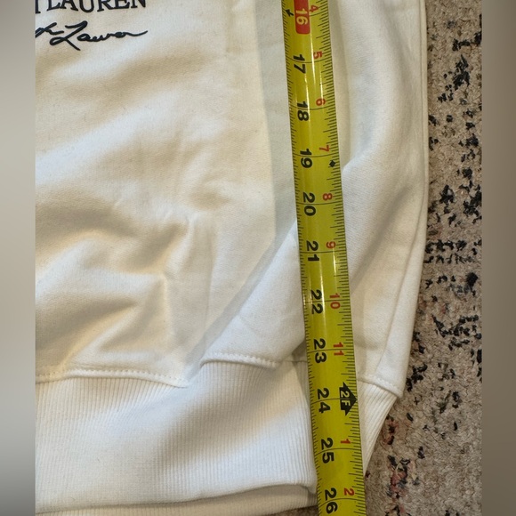 Polo Ralph Lauren Bear White Sweatshirt size M - Picture 4 of 6